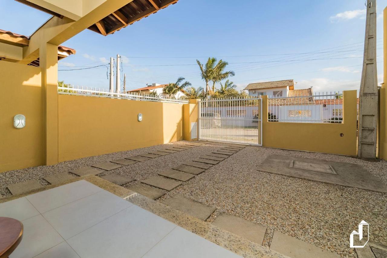 Casa Terrea Com 02 Dormitorios Bombinhas Bagian luar foto